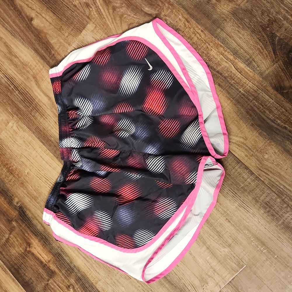 Nike Tempo short